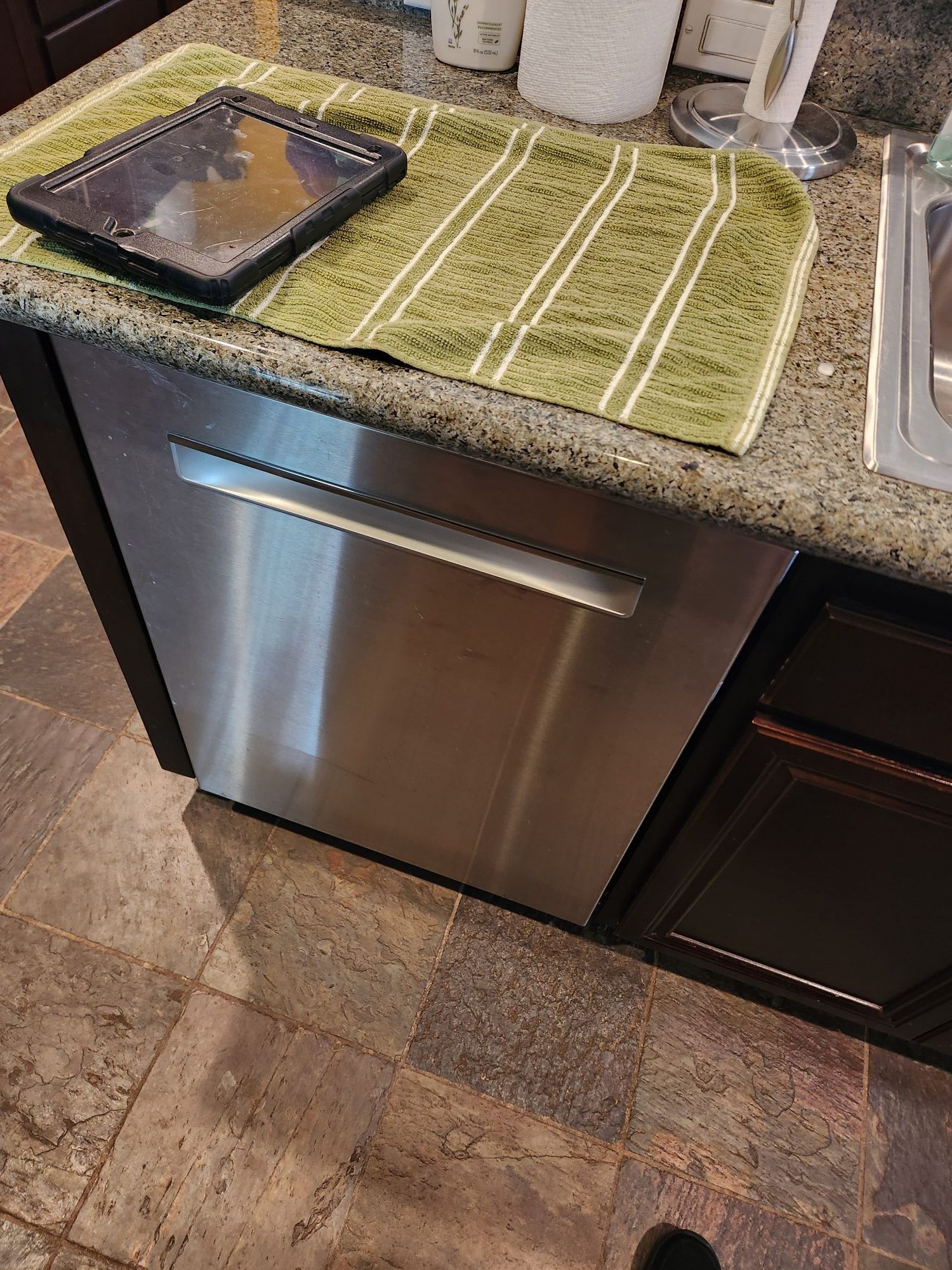 How to Clean and Maintain Different Types of Dishwashers Licensed and