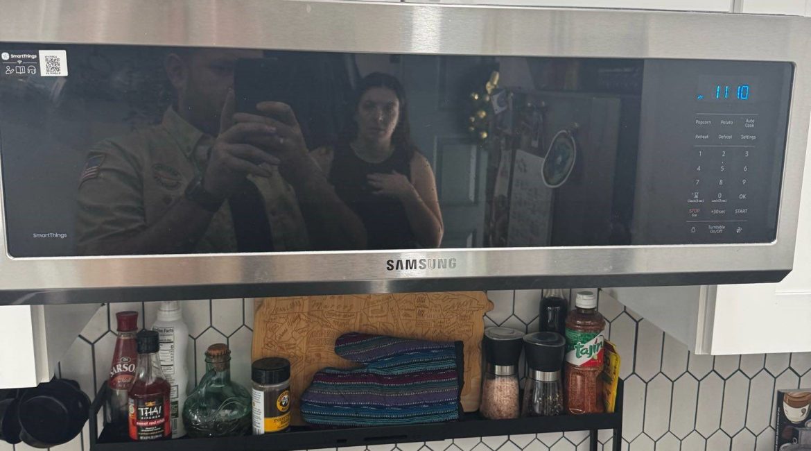 The Microwave Heats Food Evenly at First, Then Suddenly Stops — The Intermittent Power Failure Most Owners Misdiagnose PWS 10