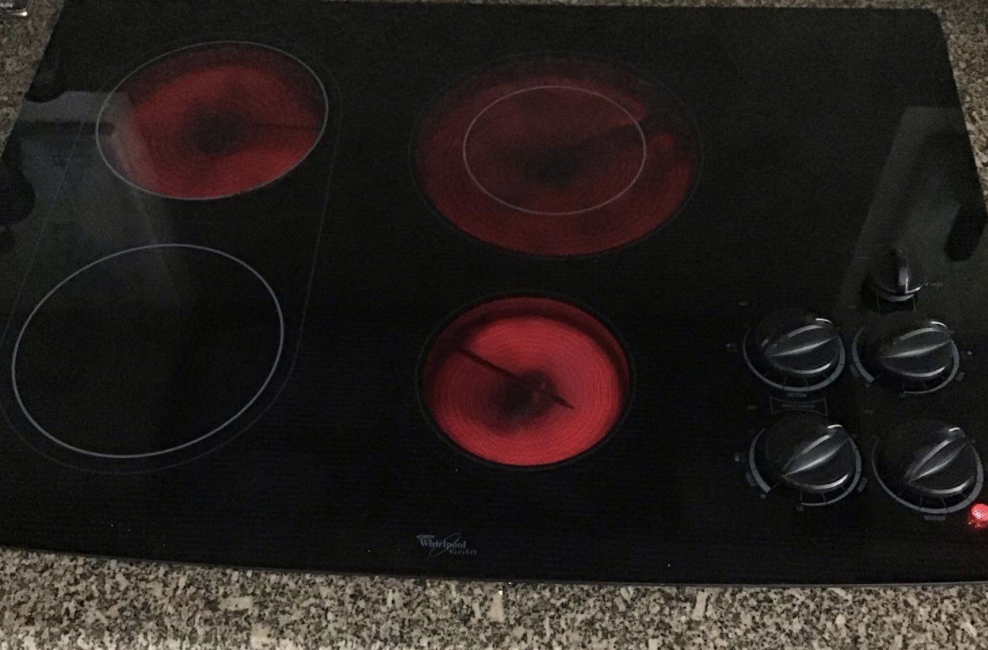 Frigidaire Induction Cooktop Makes Clicking Sounds but Doesn’t Heat — Possible Induction Coil or Power Board Issues PWS 24 07 26
